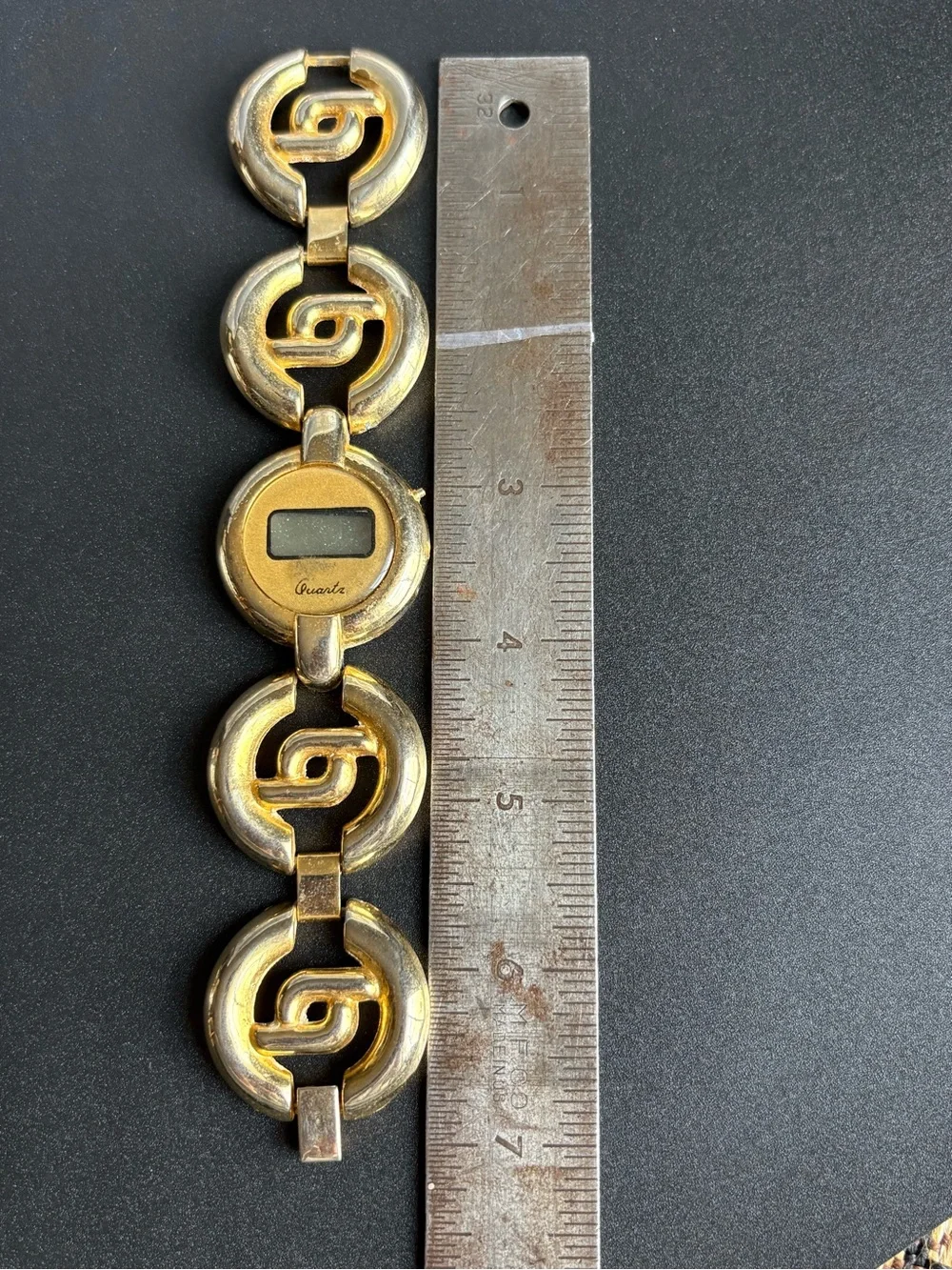 Women’s Vintage Retro Style Gold Link Digital Bracelet Watch